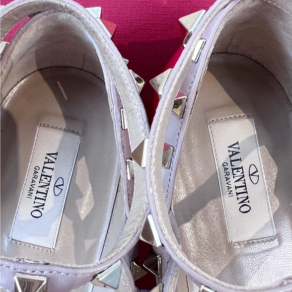 Authentic Valentino Garavani Rockstud Caged Ballet Flats in Patent Leather Red - Picture 5 of 10